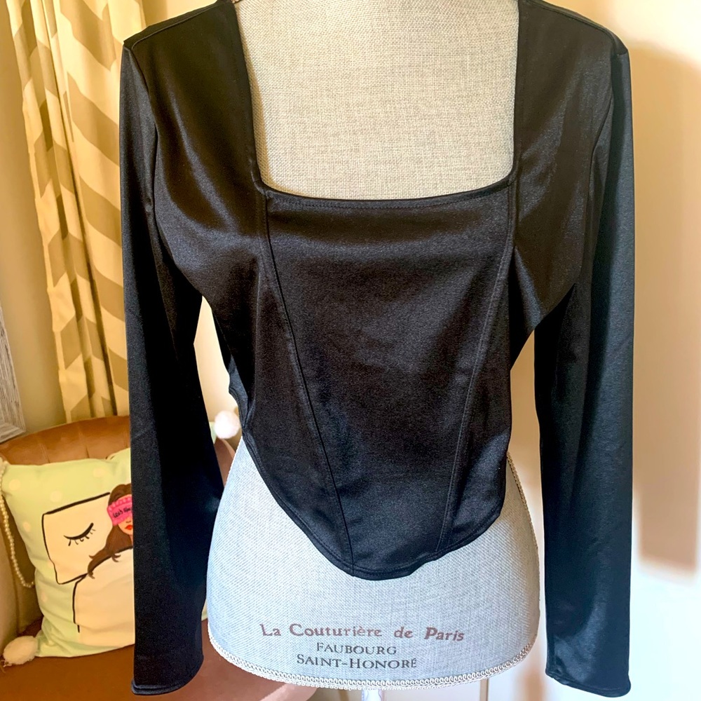 NWT Formal Black Crop Top from H&M size XL